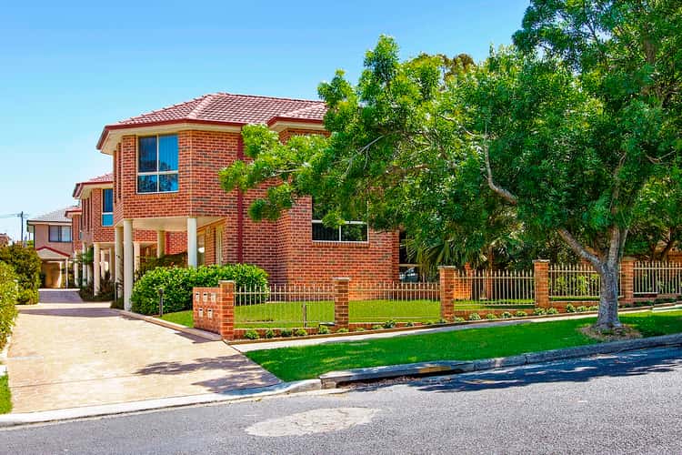 Main view of Homely townhouse listing, 2/22 Waratah Street, East Gosford NSW 2250