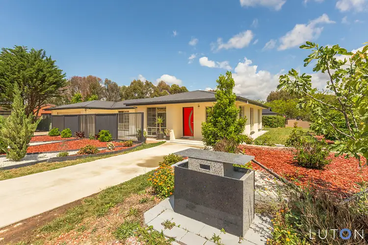 2 Matzek Place, Dunlop ACT 2615