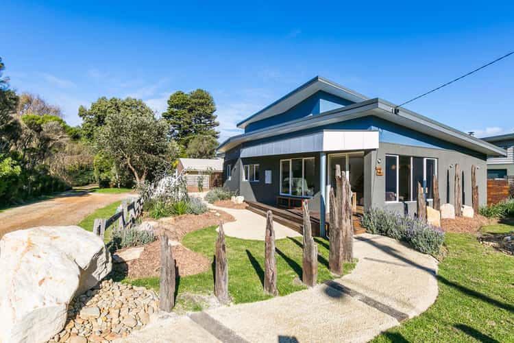 2 Sanctuary Road, Aireys Inlet VIC 3231