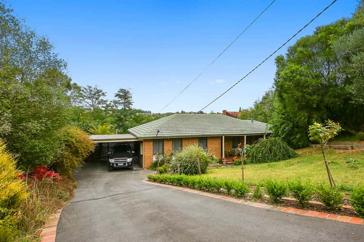 3 School Road, Seville VIC 3139