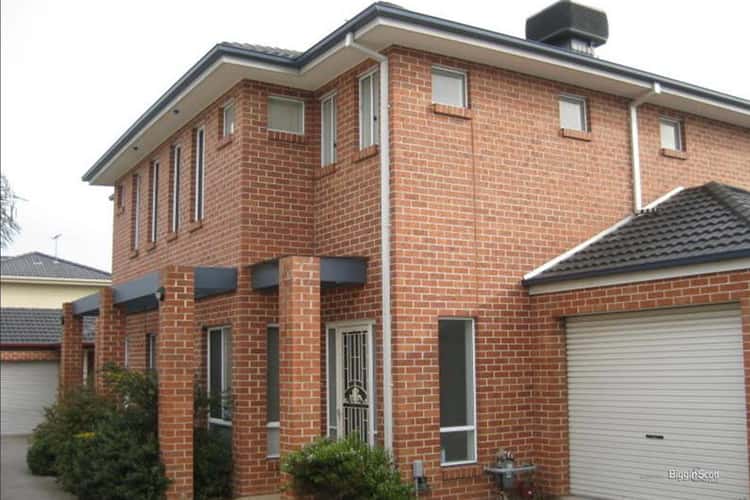 Main view of Homely townhouse listing, 2/11 View Road, Bayswater VIC 3153