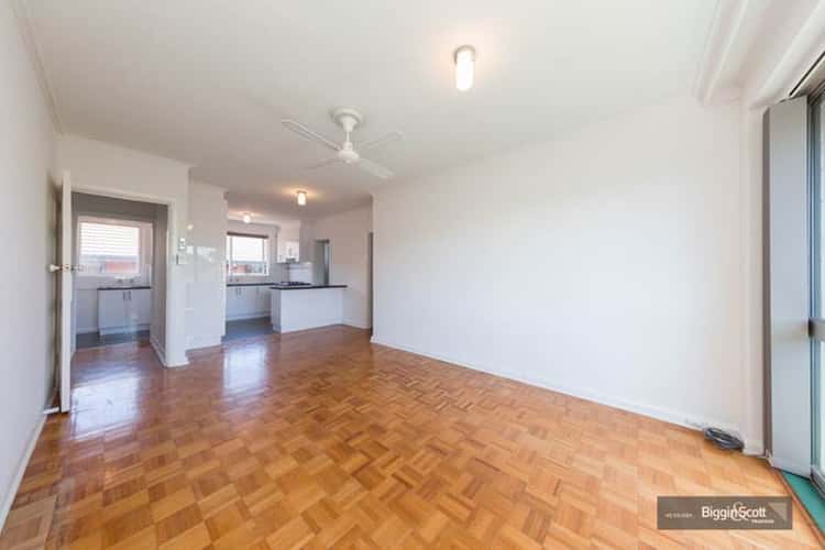 Fifth view of Homely apartment listing, 5/170 Barkly Street, St Kilda VIC 3182