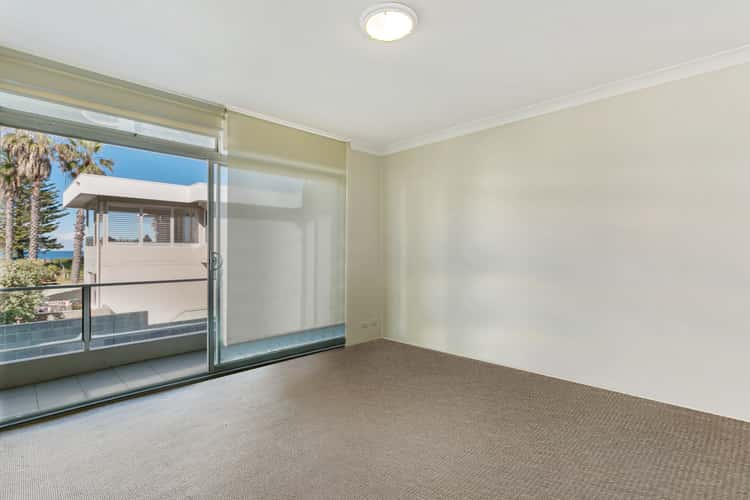 Second view of Homely apartment listing, 8/43 Ocean view Road, Freshwater NSW 2096