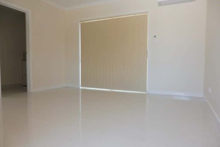Second view of Homely house listing, 2/7 Drysdale Street, Reservoir VIC 3073