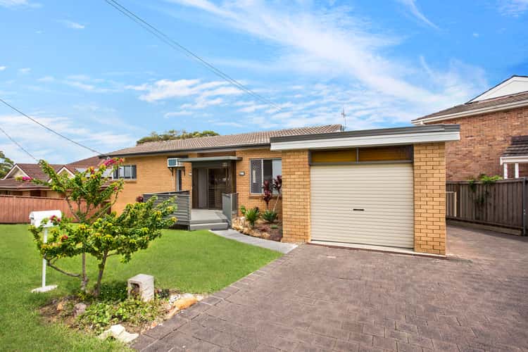 Main view of Homely house listing, 98 Vista North Avenue, Copacabana NSW 2251