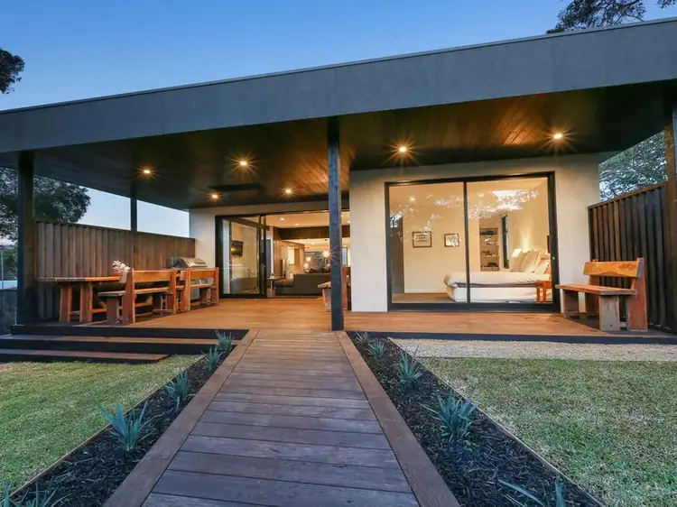 26 Preston Street, Rye VIC 3941