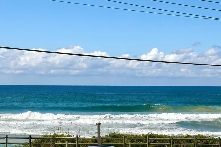 60 Carrington Parade, Curl Curl NSW 2096