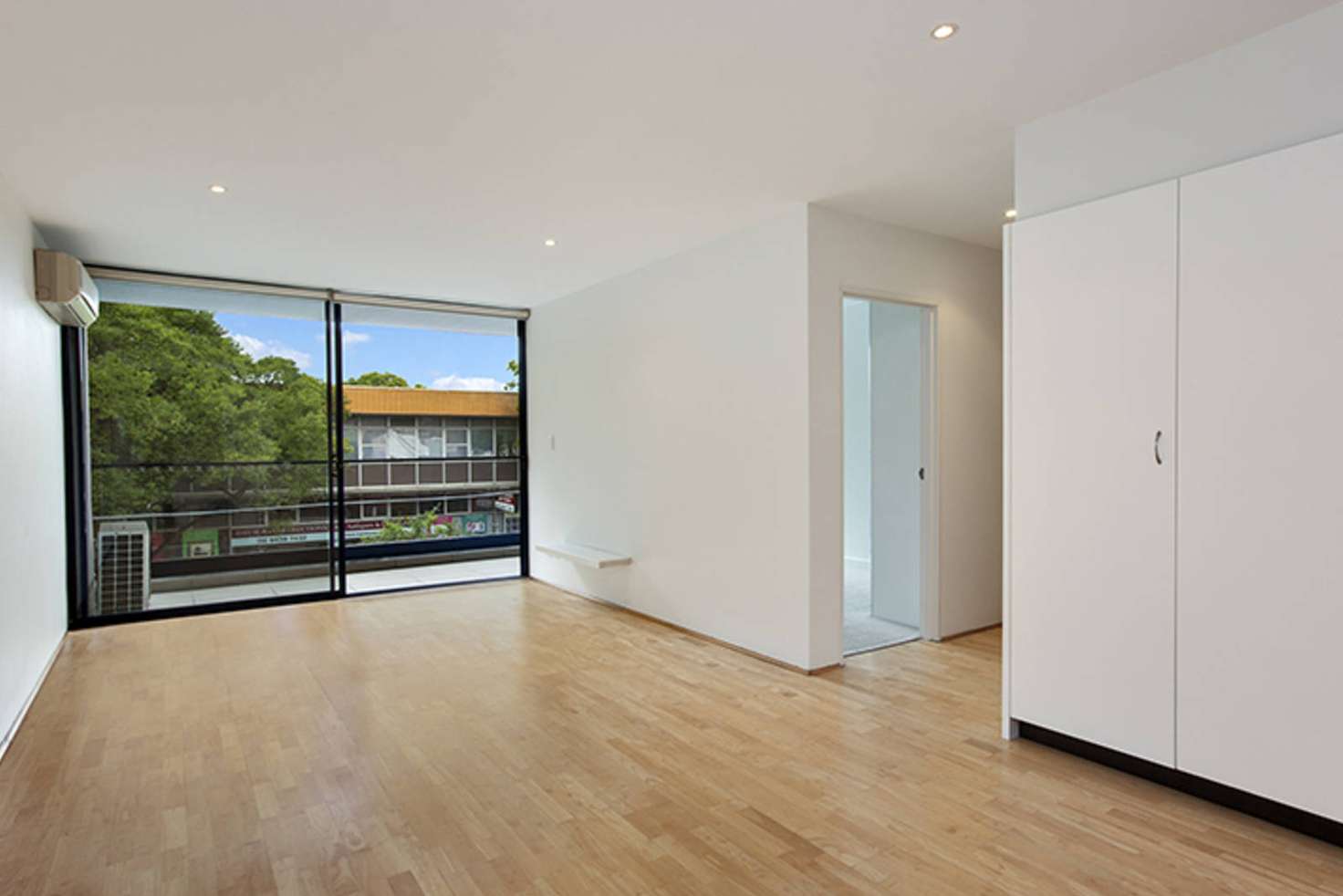 Main view of Homely apartment listing, 2/210 Willoughby Road, Crows Nest NSW 2065