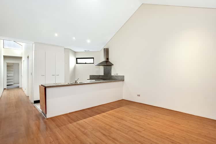 Main view of Homely unit listing, 1/4-6 Eden Street, North Sydney NSW 2060