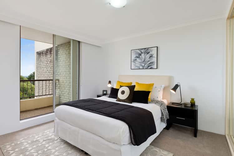 Main view of Homely apartment listing, 8D/8-12 Sutherland Road, Chatswood NSW 2067
