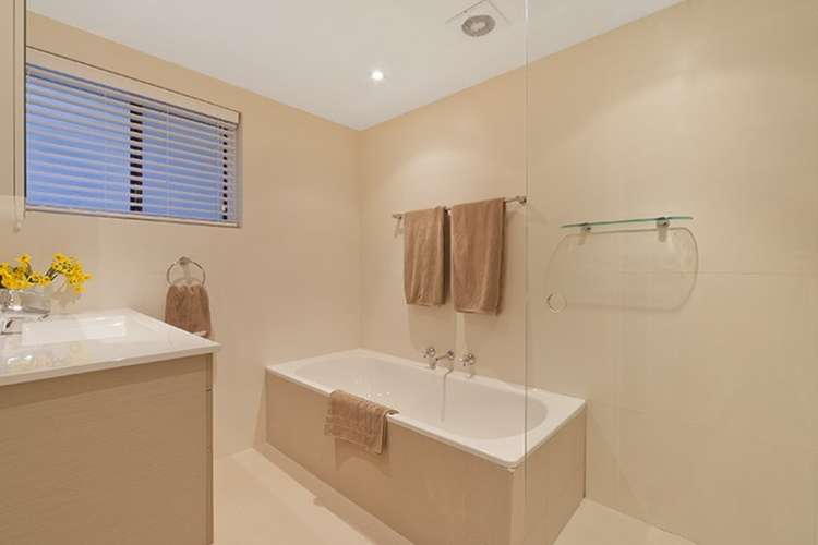 Fifth view of Homely apartment listing, 2/82 Balgowlah Road, Balgowlah NSW 2093