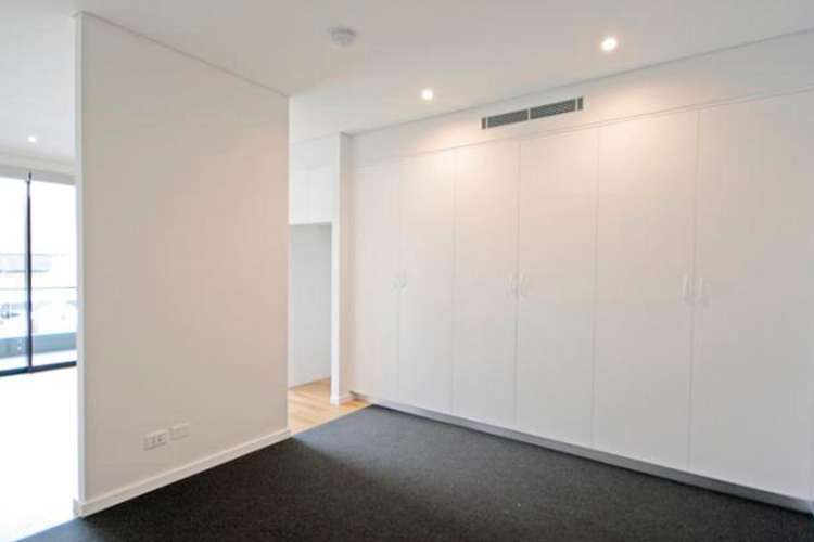 Second view of Homely studio listing, 12/118 Willoughby Road, Crows Nest NSW 2065