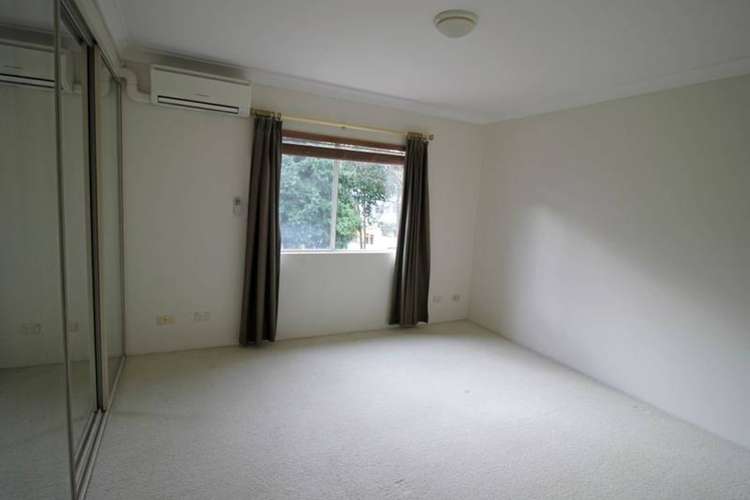 Fifth view of Homely apartment listing, 4/2A Walton Crescent, Abbotsford NSW 2046