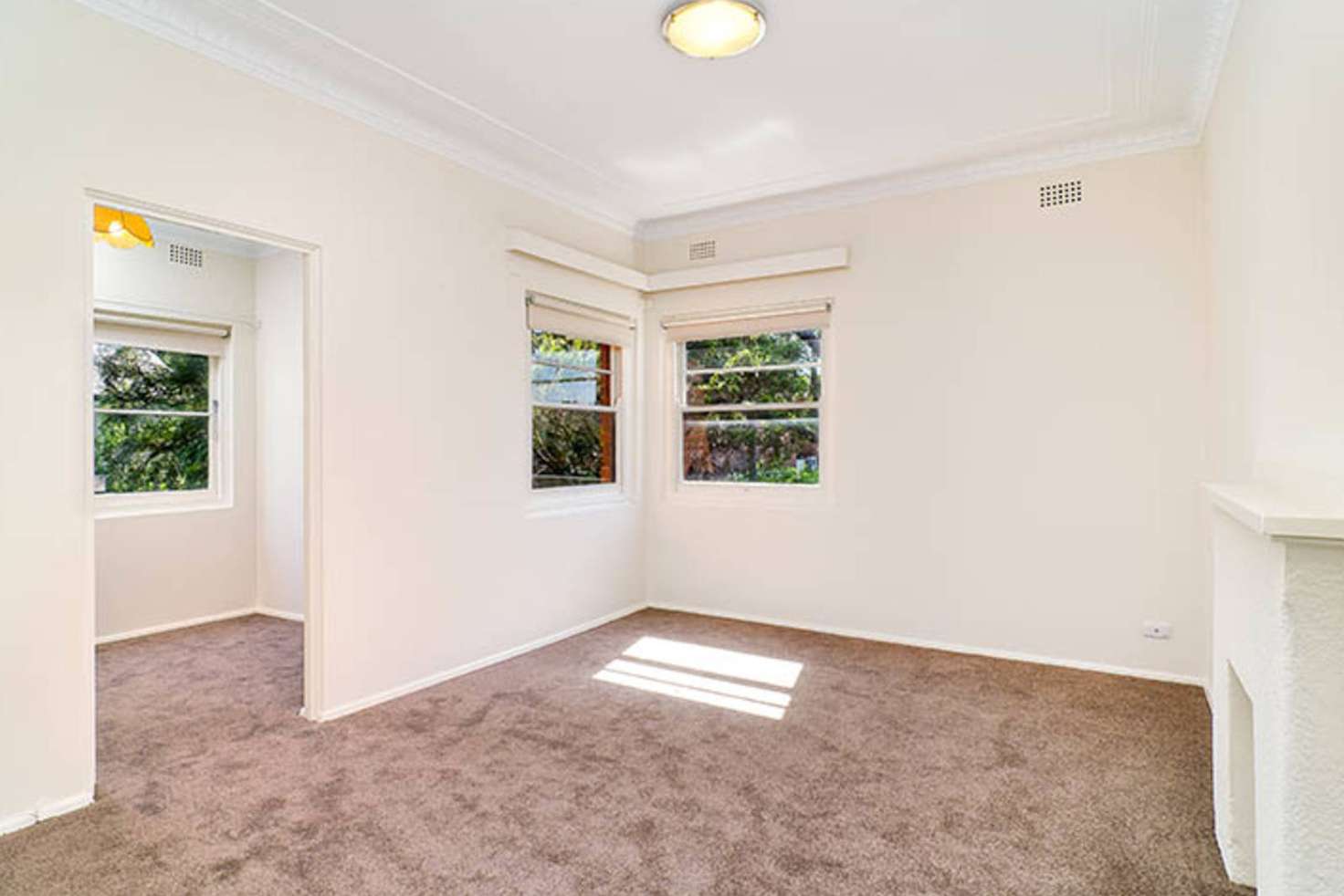 Main view of Homely unit listing, 4/136 Burlington Street, Crows Nest NSW 2065