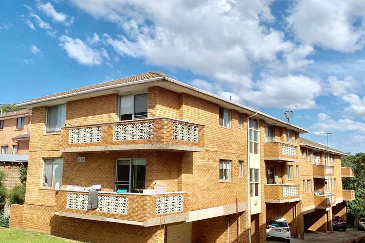 Main view of Homely apartment listing, 2/28 Allen St, Harris Park NSW 2150