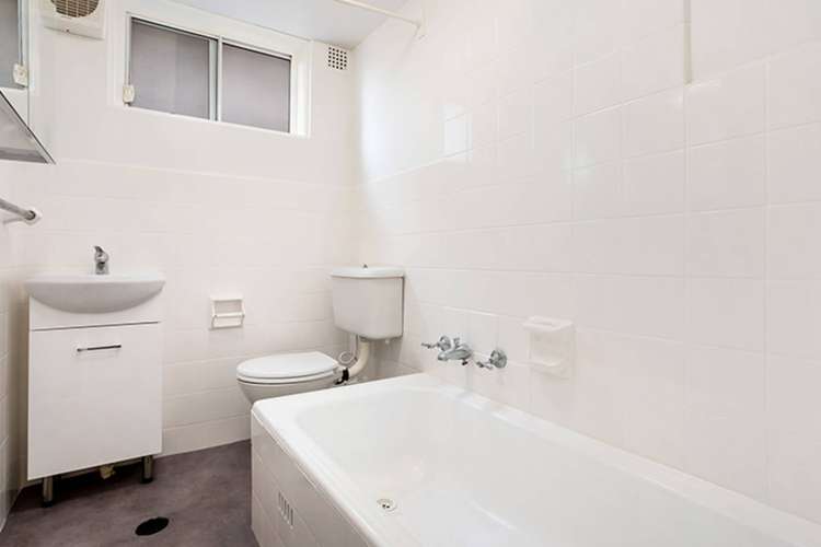 Fourth view of Homely apartment listing, 2/431 Great North Road, Abbotsford NSW 2046