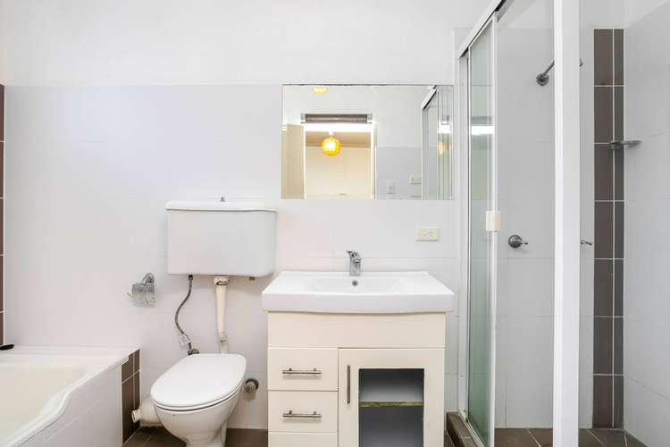 Fourth view of Homely unit listing, 3C/11 River Road, Wollstonecraft NSW 2065