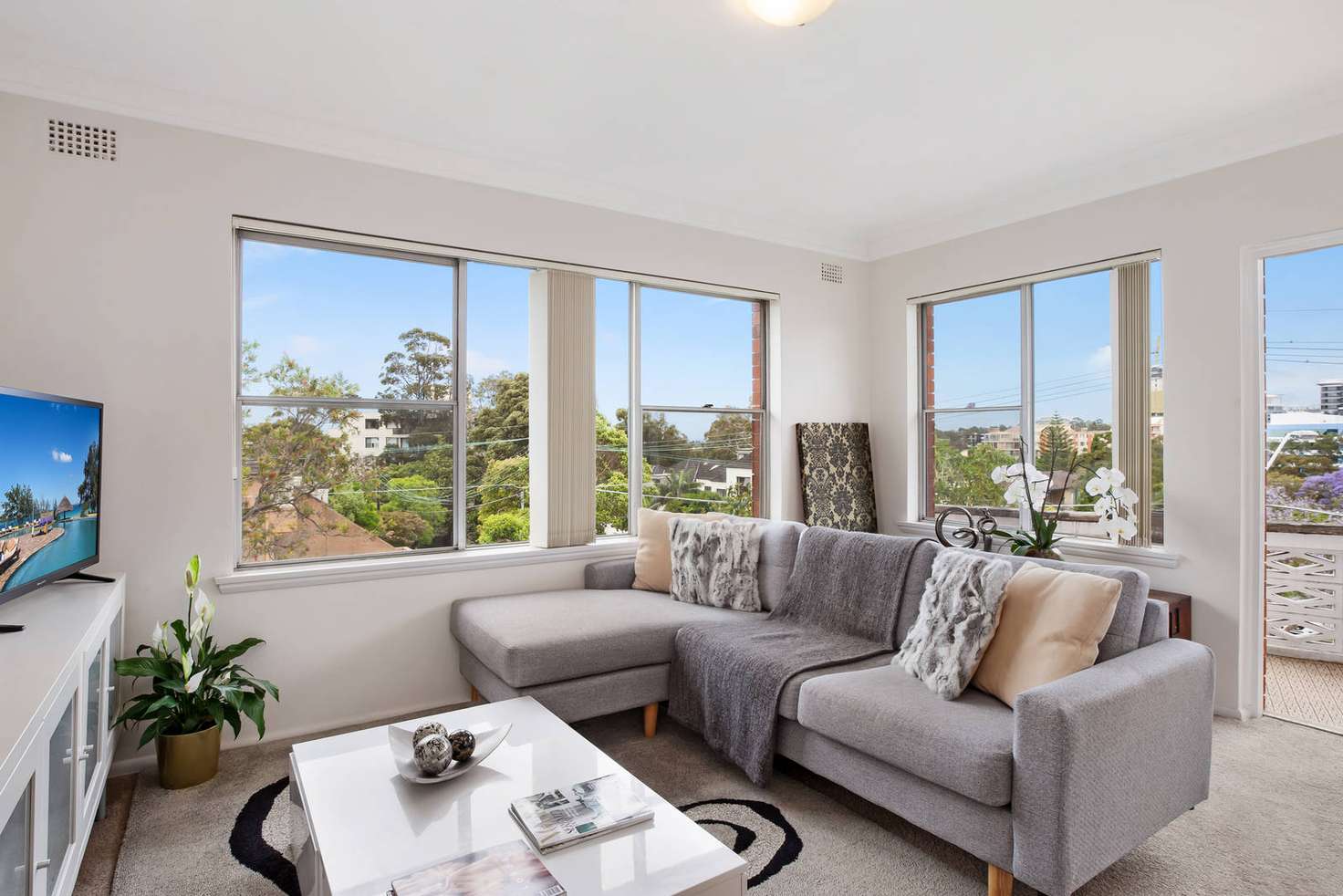 Main view of Homely unit listing, 6/17-19 Hume Street, Crows Nest NSW 2065