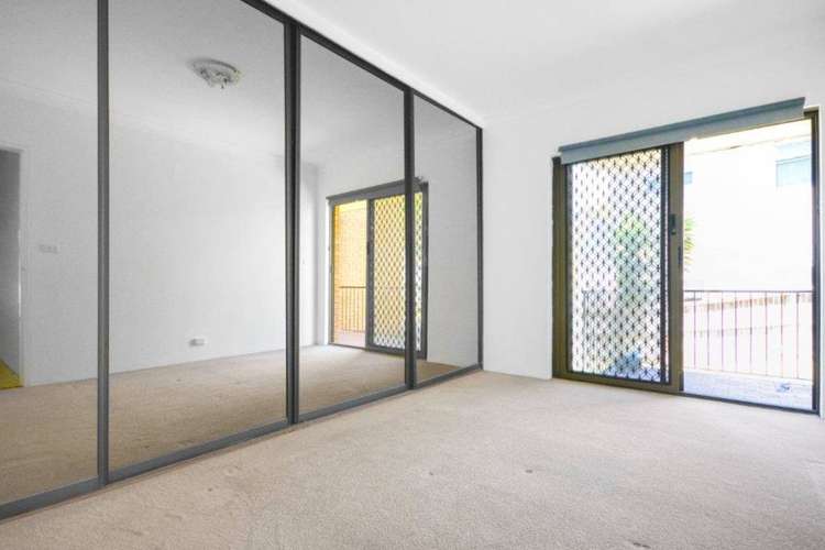 Fifth view of Homely apartment listing, 6/29-31 Simpson Street, Bondi Beach NSW 2026