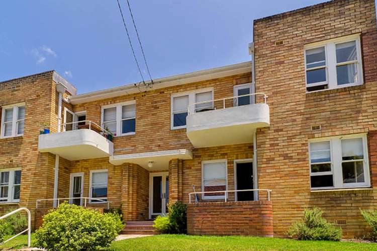 Main view of Homely unit listing, 2/2 Macarthur Avenue, Crows Nest NSW 2065