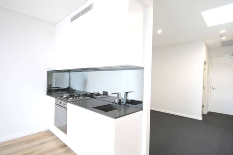 Third view of Homely studio listing, 25/118 Willoughby Road, Crows Nest NSW 2065