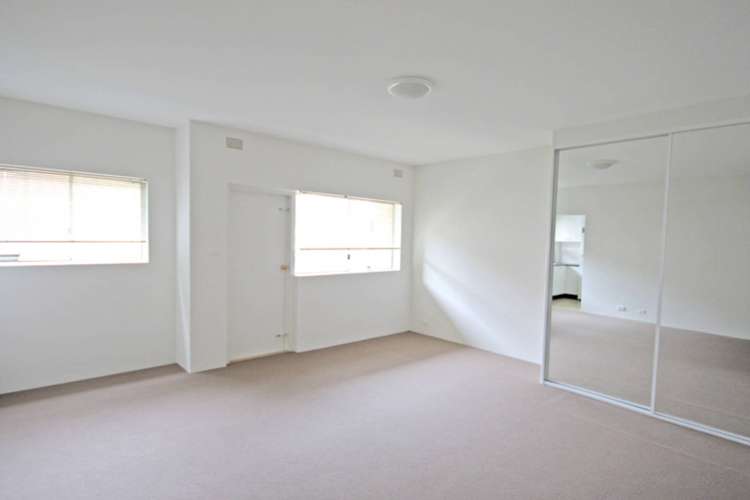 Second view of Homely studio listing, 3/187 West Street, Crows Nest NSW 2065