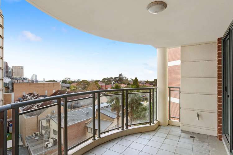 Fourth view of Homely unit listing, 606/28 West Street, North Sydney NSW 2060