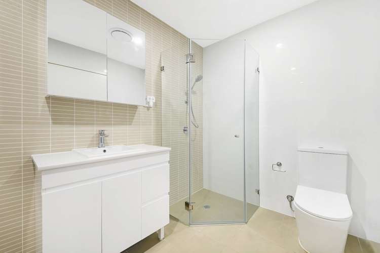 Fifth view of Homely apartment listing, 2/18-22 Lords Avenue, Asquith NSW 2077