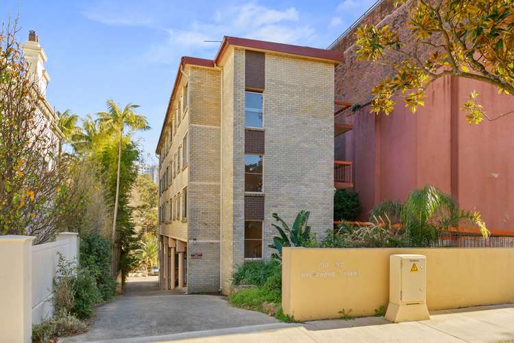 Second view of Homely apartment listing, 18/90-92 Elizabeth Bay Road, Elizabeth Bay NSW 2011