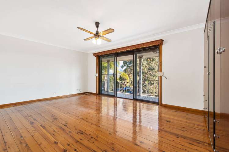 Fifth view of Homely house listing, 52 Warrimoo Drive, Quakers Hill NSW 2763