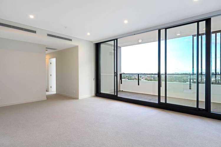 Fifth view of Homely apartment listing, 11 Solent Cct, Baulkham Hills NSW 2153
