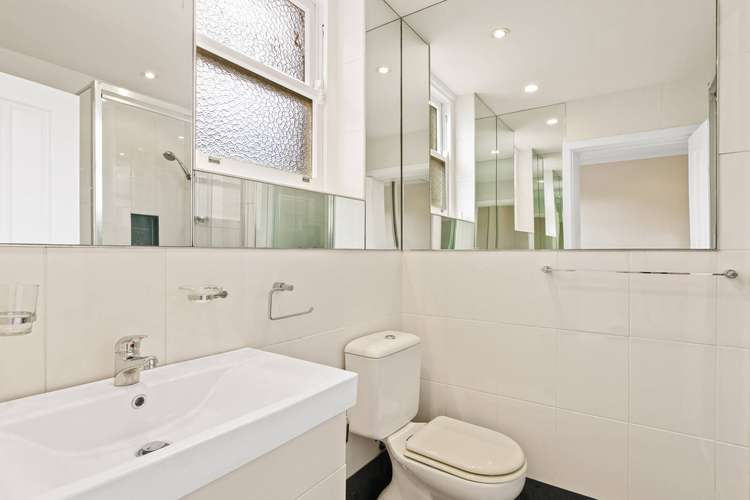 Fourth view of Homely apartment listing, 6/2A Darley Street, Darlinghurst NSW 2010