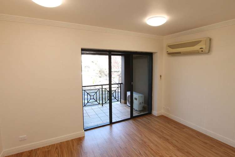 Second view of Homely studio listing, 8/246 William Street, Potts Point NSW 2011