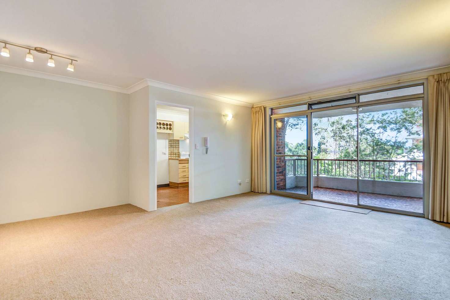 Main view of Homely unit listing, 10/3 Broughton Road, Artarmon NSW 2064
