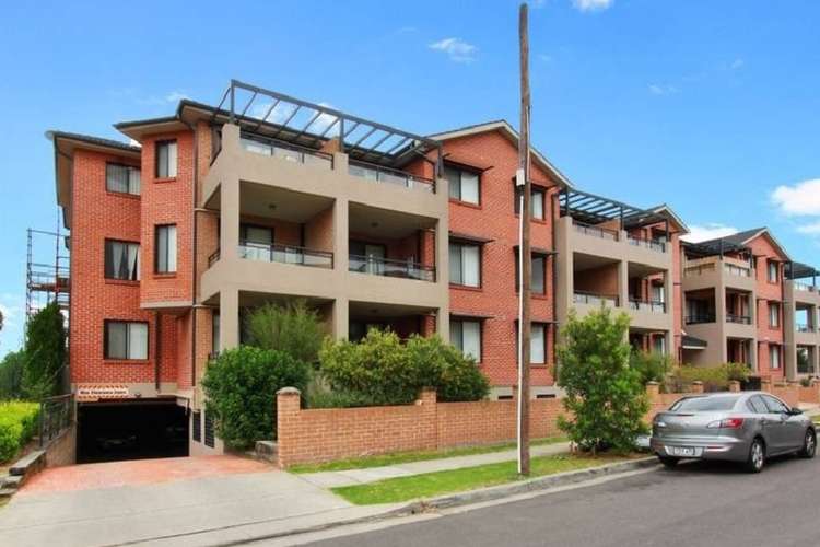 Main view of Homely unit listing, 4/10-12 Wingello Street, Guildford NSW 2161