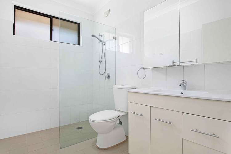 Fifth view of Homely apartment listing, 4/1A Belgrave Street, Cremorne NSW 2090