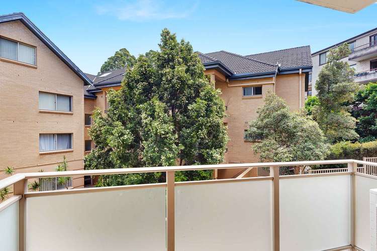 2/29-33 Parkes Rd, Artarmon NSW 2064