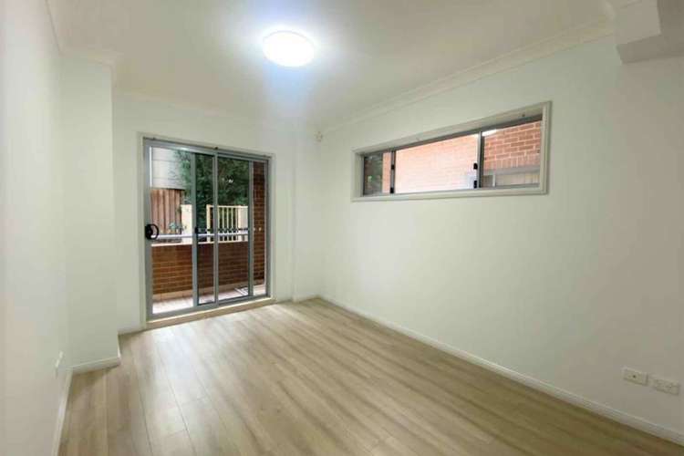 Third view of Homely apartment listing, 9/10 Wallace Street, Blacktown NSW 2148