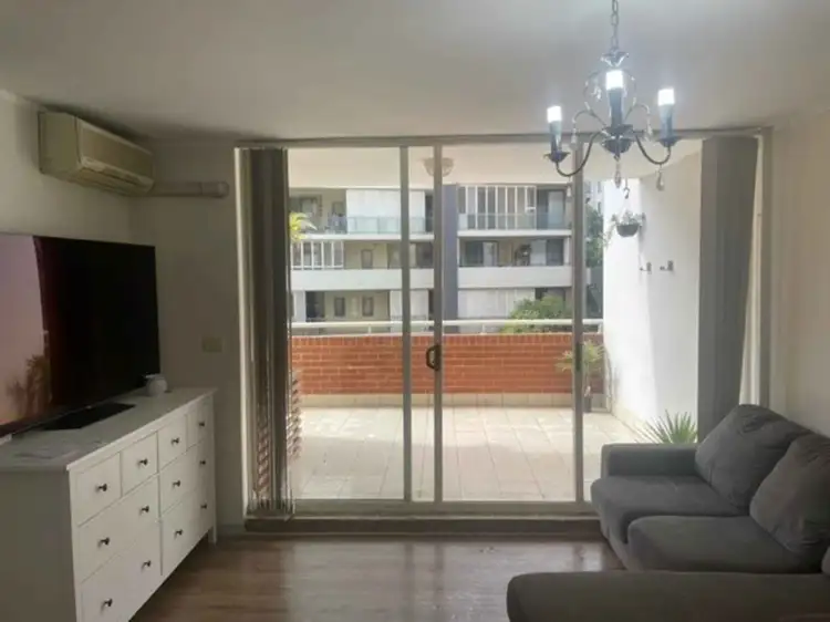 15-23 Orara Street