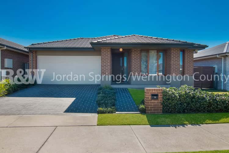 11 Crimson Street, Jordan Springs NSW 2747