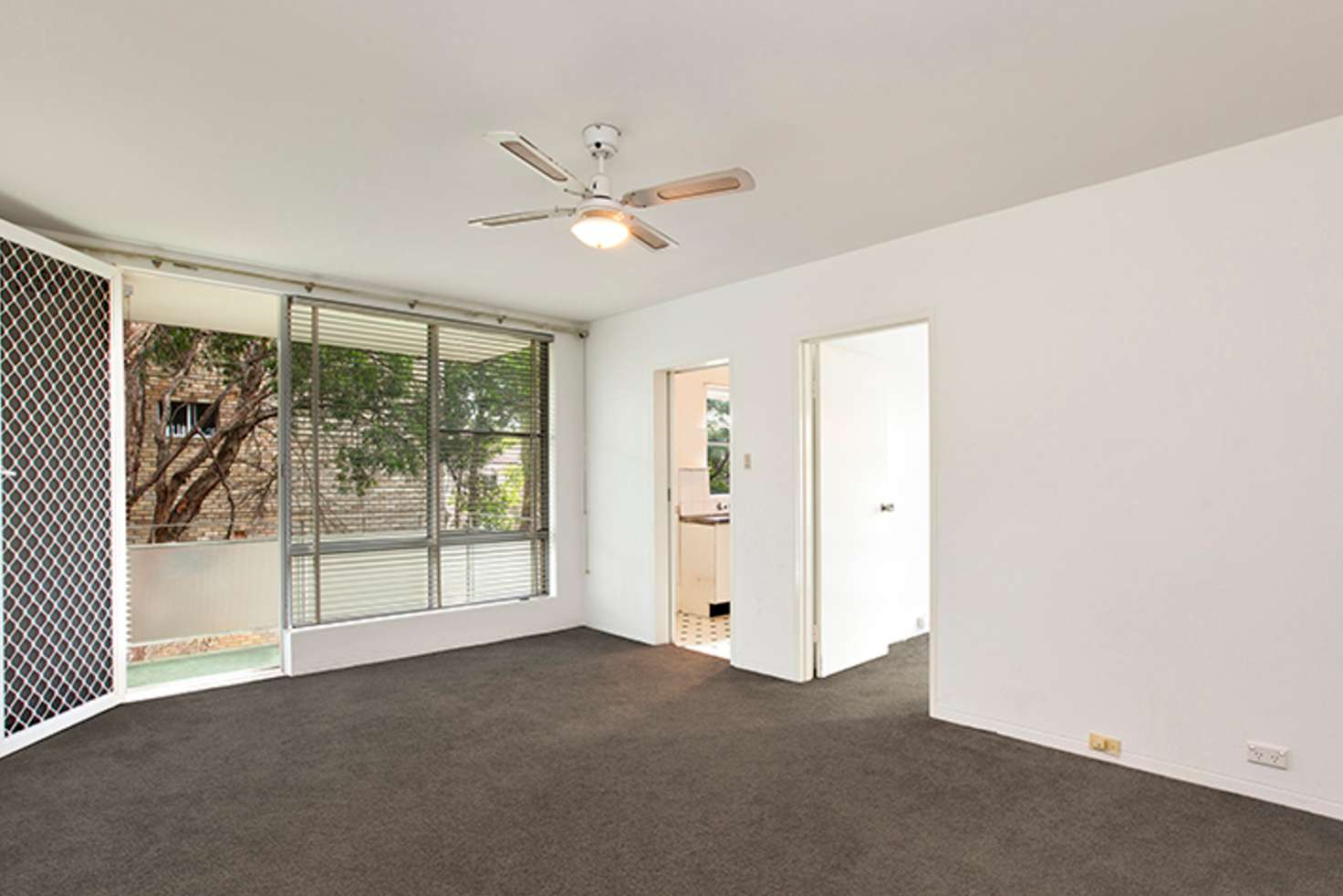 Main view of Homely unit listing, 15/142 Ernest Street, Crows Nest NSW 2065