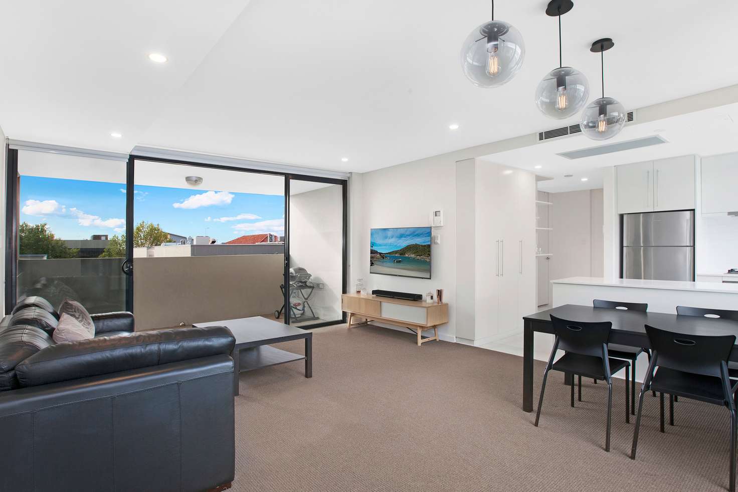 Main view of Homely unit listing, 4/39 Willoughby Road, Crows Nest NSW 2065