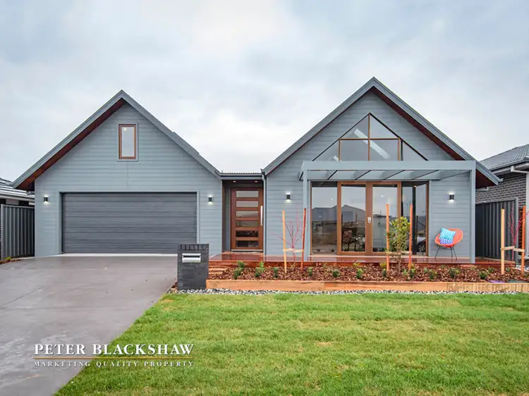 7 Fowlie Terrace, Googong NSW 2620