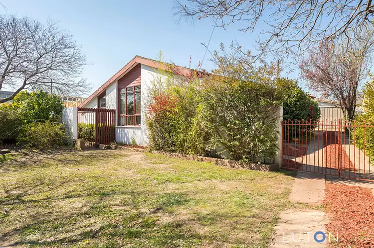 17 Carstensz Street, Griffith ACT 2603