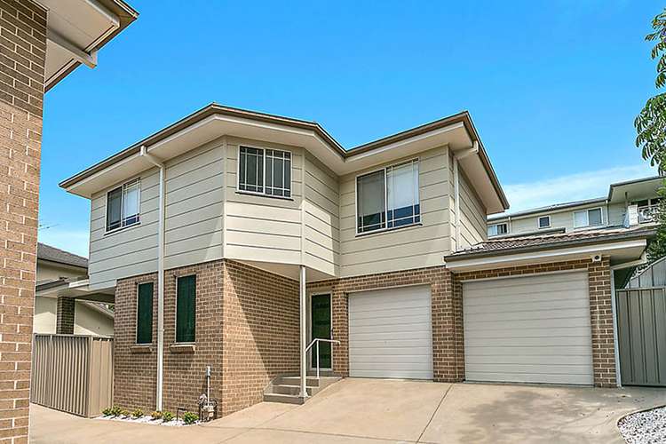 Main view of Homely townhouse listing, 4/231 Gipps Road, Keiraville NSW 2500