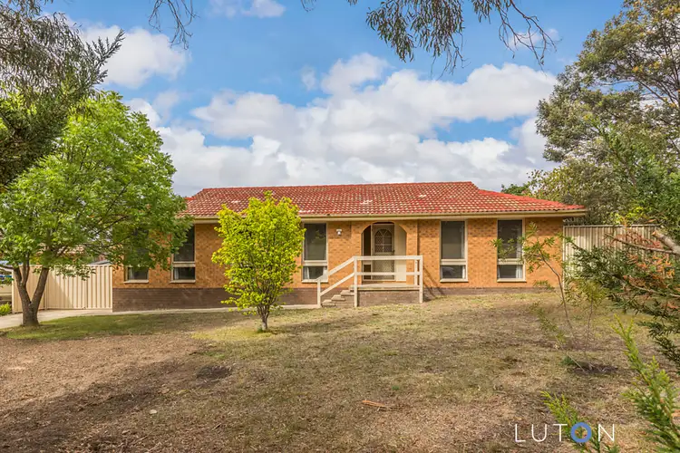 6 Dempster Place