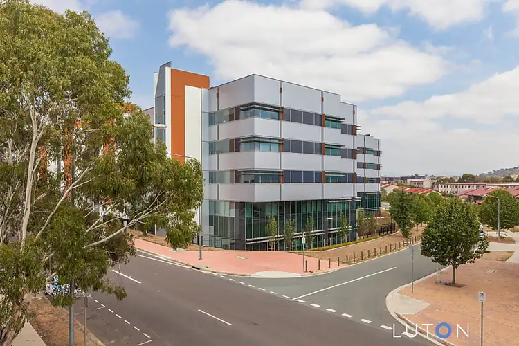12/56 Cowlishaw Street