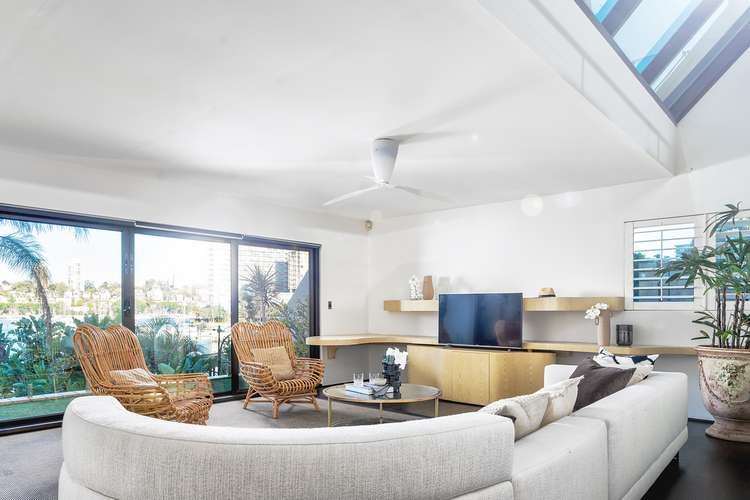 Third view of Homely apartment listing, 4/12-16 Billyard Avenue, Elizabeth Bay NSW 2011