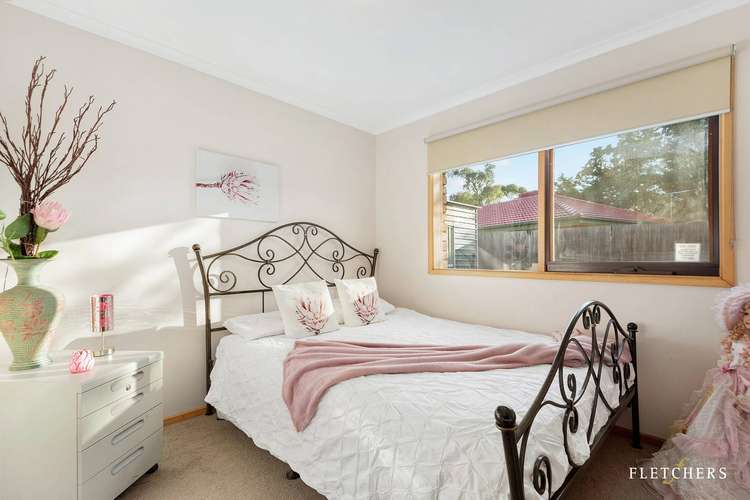 Fifth view of Homely house listing, 3 Candytuft Close, Cranbourne North VIC 3977