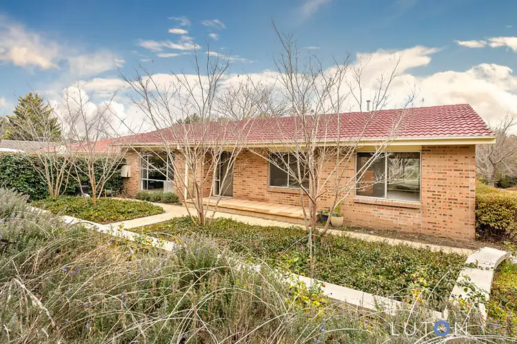 52 Barraclough Crescent, Monash ACT 2904